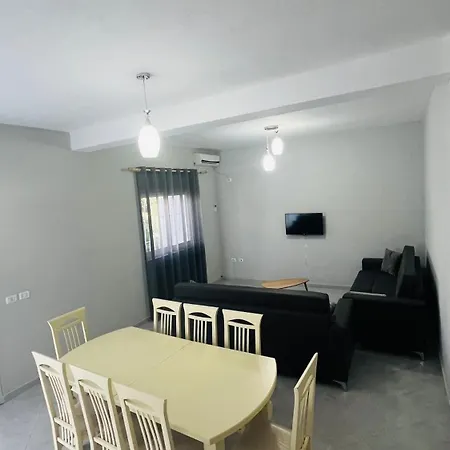 Vila 212 - Villa Velipojë