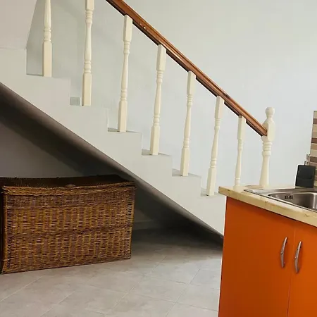 Vila 212 - Villa Velipojë